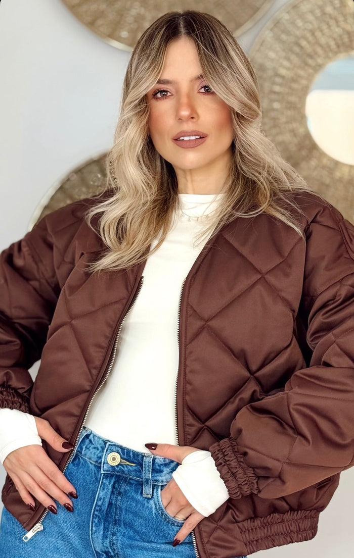 [Imagen de la Chaqueta Milan negra de JIUGA BYSARA]